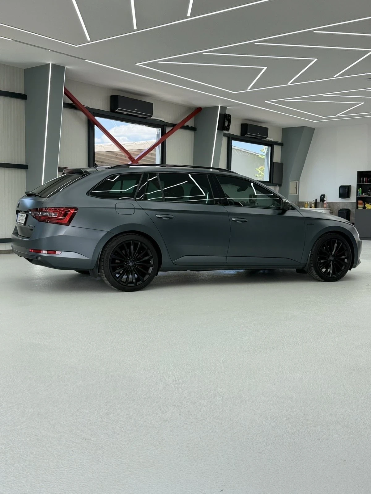 Skoda Superb, снимка 2 - Автомобили и джипове - 54554652