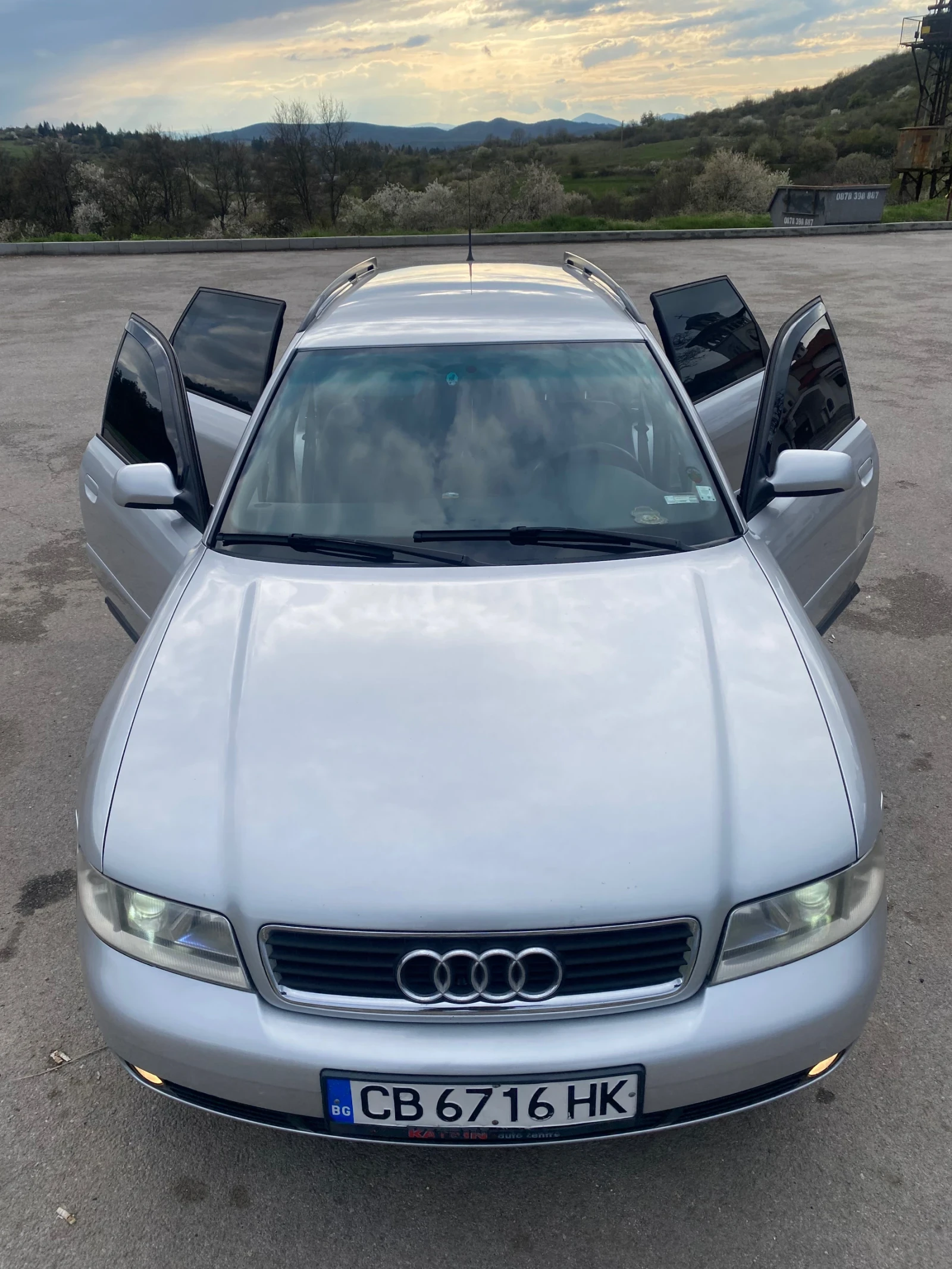 Audi A4, снимка 8 - Автомобили и джипове - 54636722