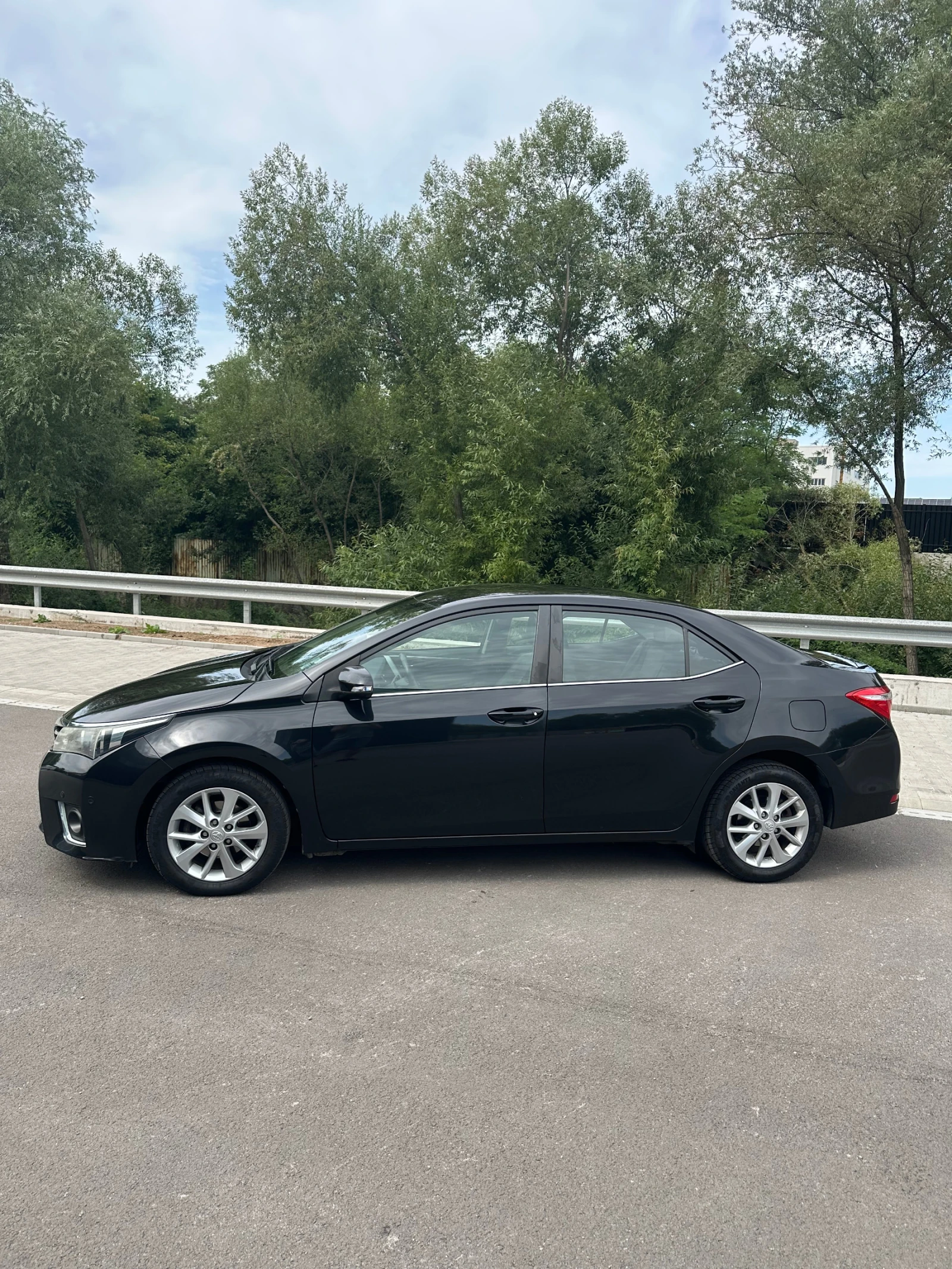 Toyota Corolla, снимка 5 - Автомобили и джипове - 54666388