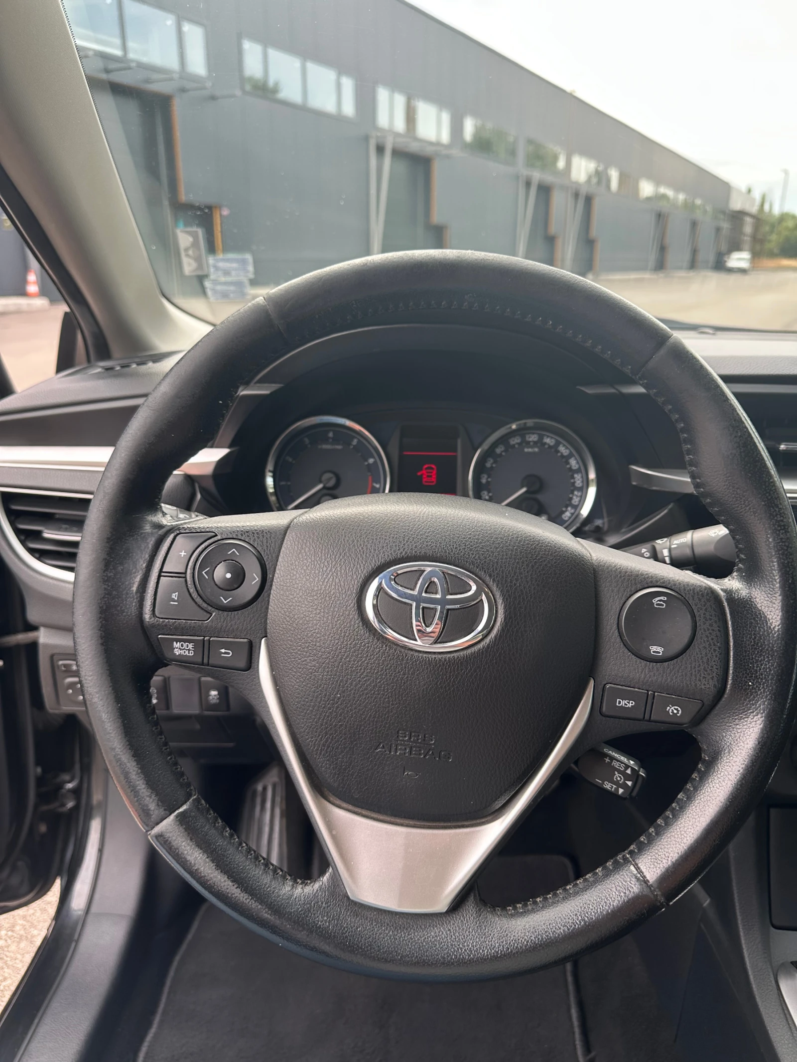 Toyota Corolla, снимка 10 - Автомобили и джипове - 54666388