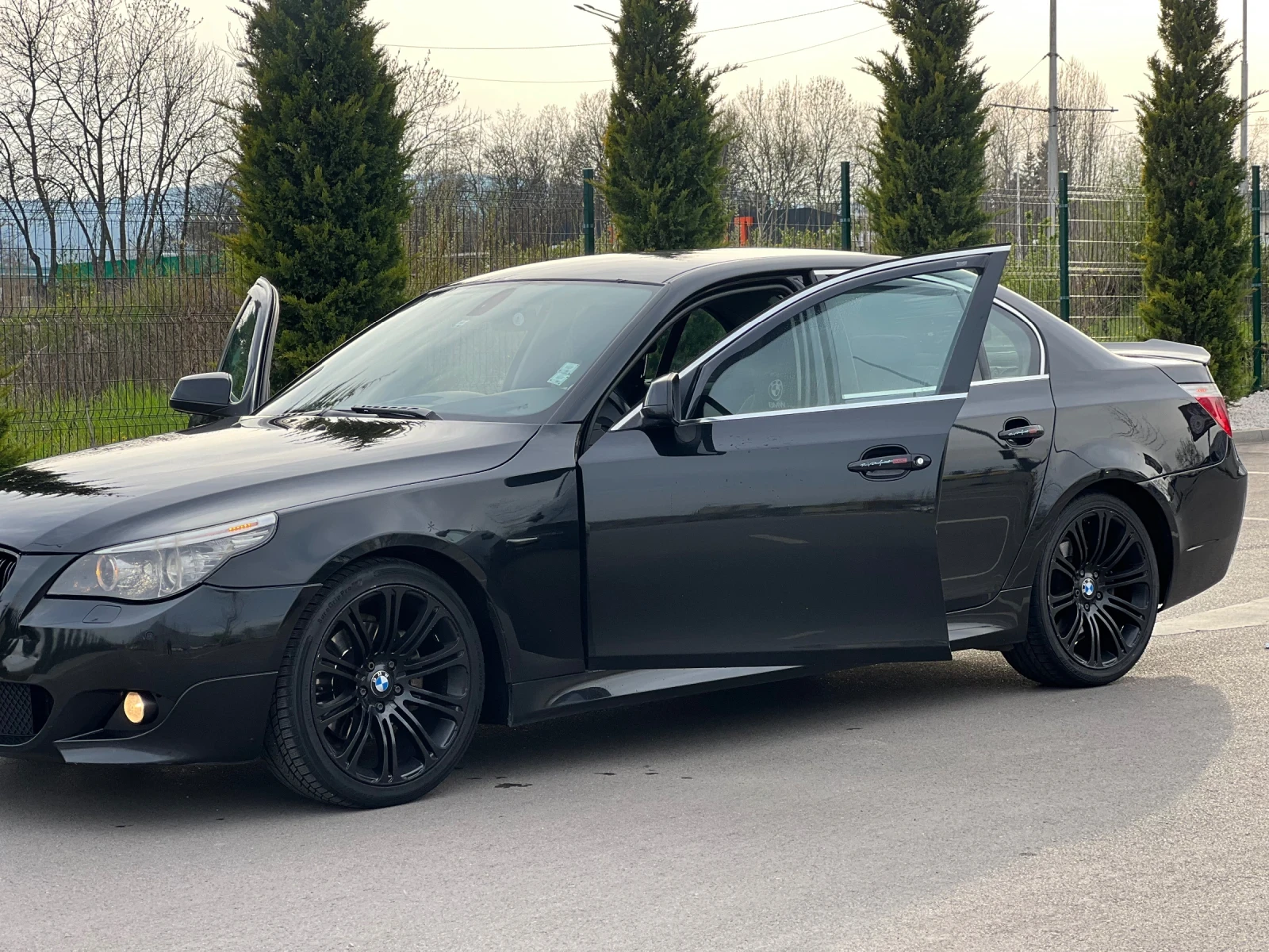 BMW 520, снимка 2 - Автомобили и джипове - 54848072