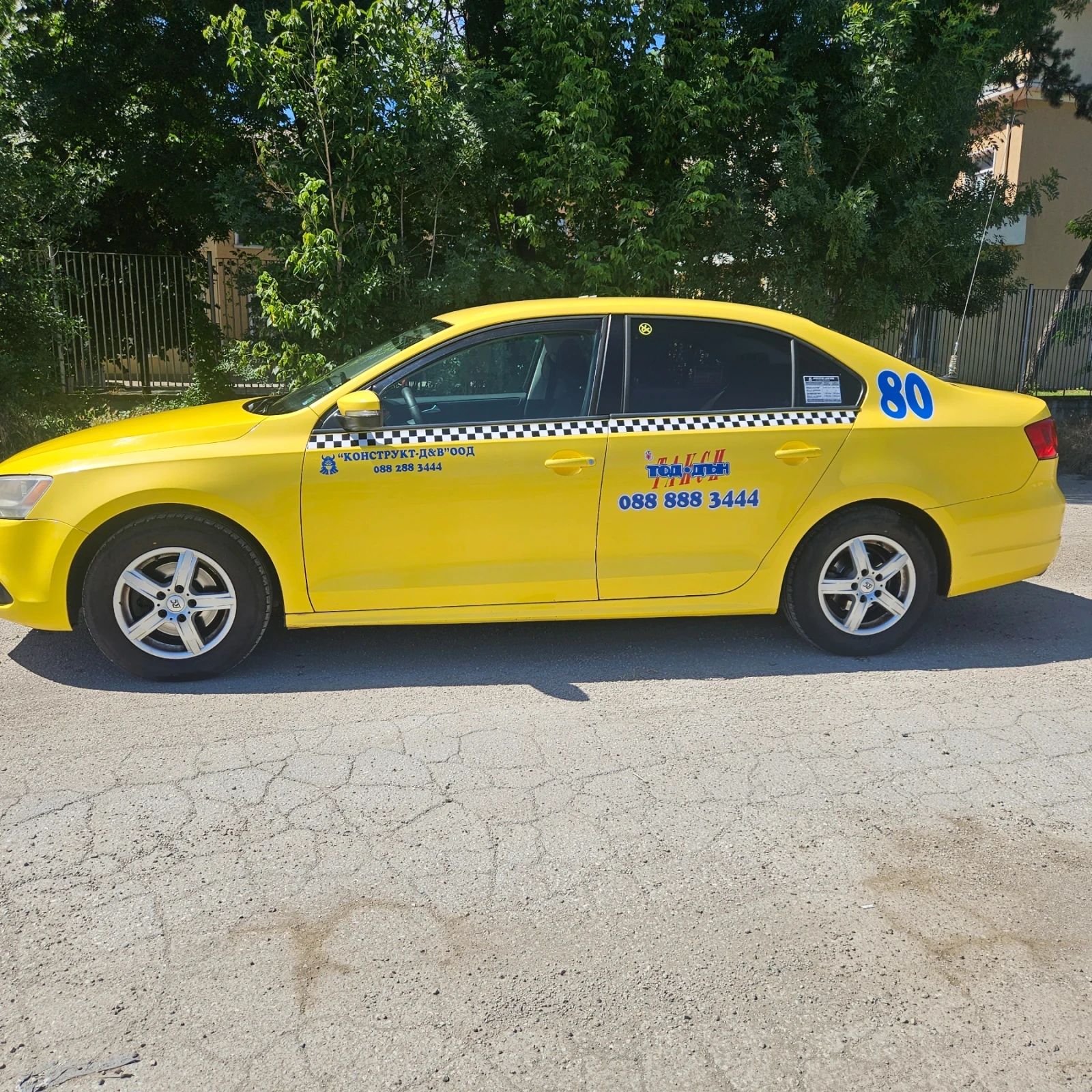 VW Jetta 2.0 mpi, снимка 4 - Автомобили и джипове - 55010748