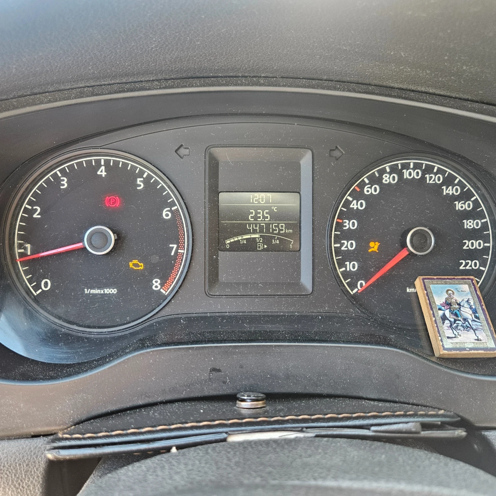 VW Jetta 2.0 mpi, снимка 11 - Автомобили и джипове - 55010748
