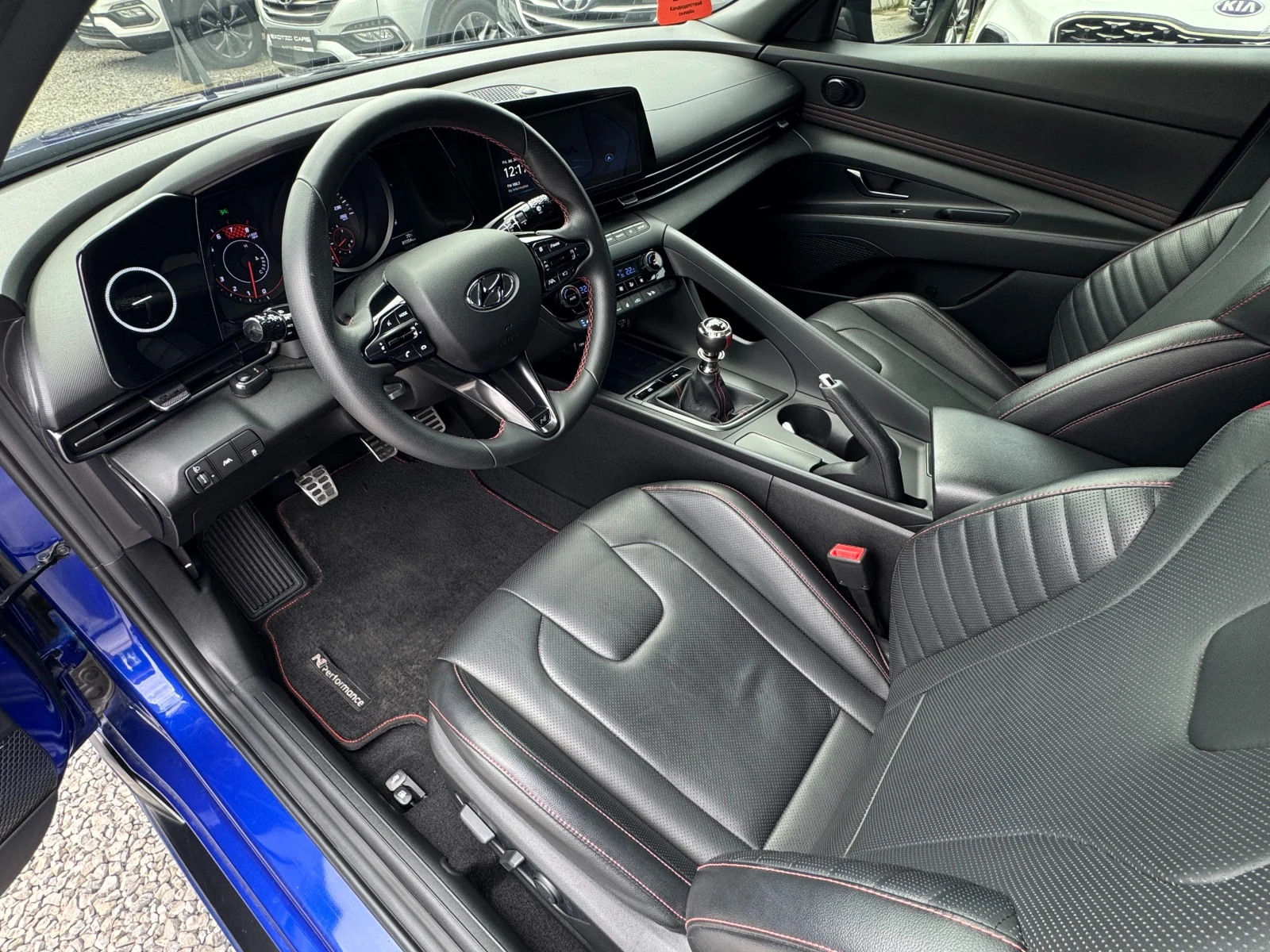 Hyundai Elantra 1.6 Turbo ! N Line ! Sports !, снимка 8 - Автомобили и джипове - 55434058