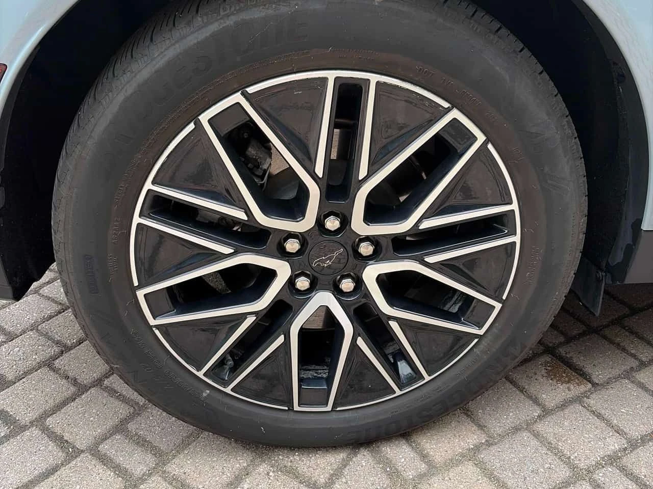 Ford Mustang Mach-E * Premium * АВТОКРЕДИТ БЕЗ ПЪРВОНАЧАЛНА ВНОСКА* , снимка 7 - Автомобили и джипове - 55576193