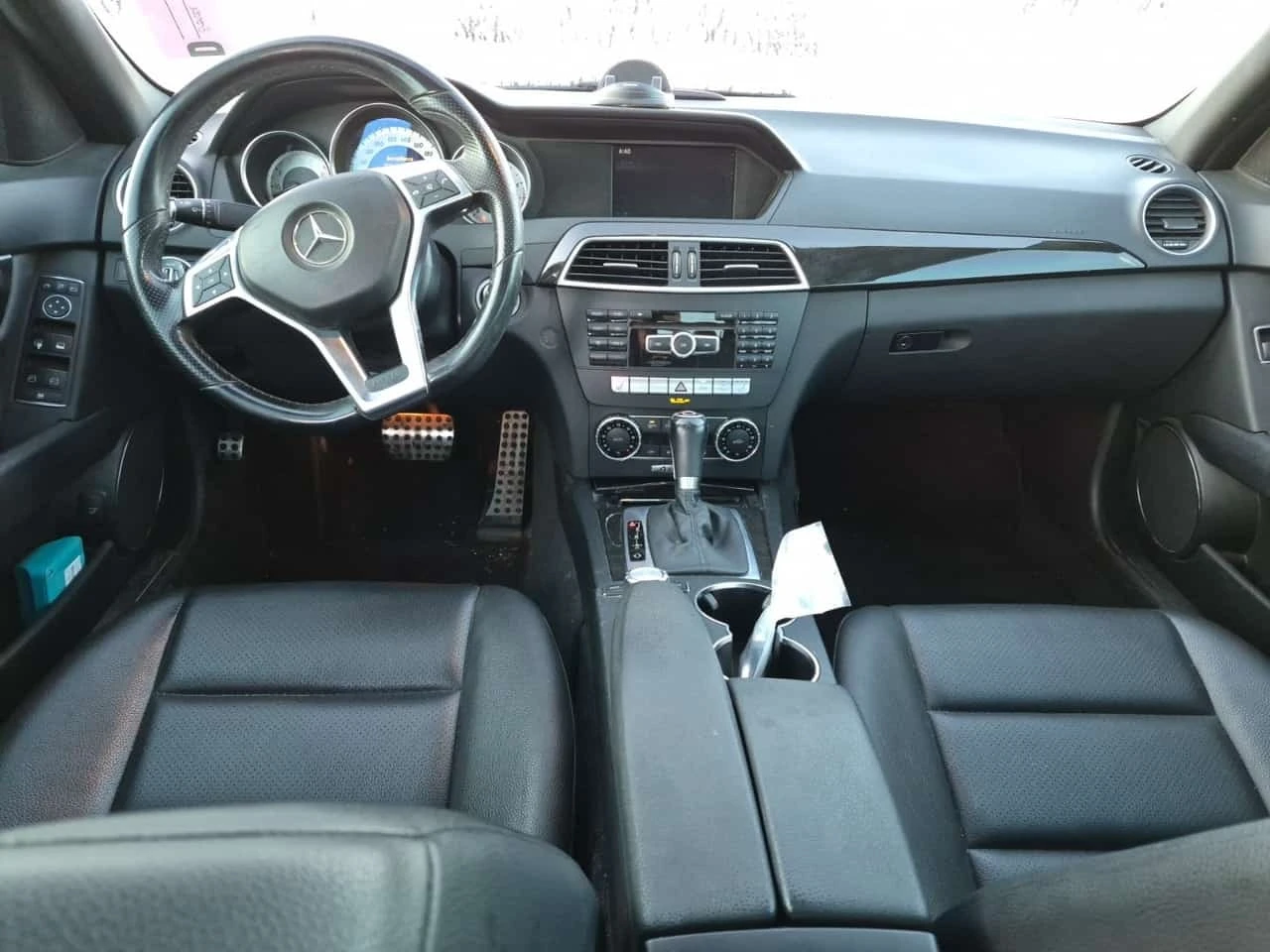Mercedes-Benz C 350 * CARFAX * ОПЦИЯ ЗА ФИНАНСИРАНЕ * , снимка 10 - Автомобили и джипове - 55785881