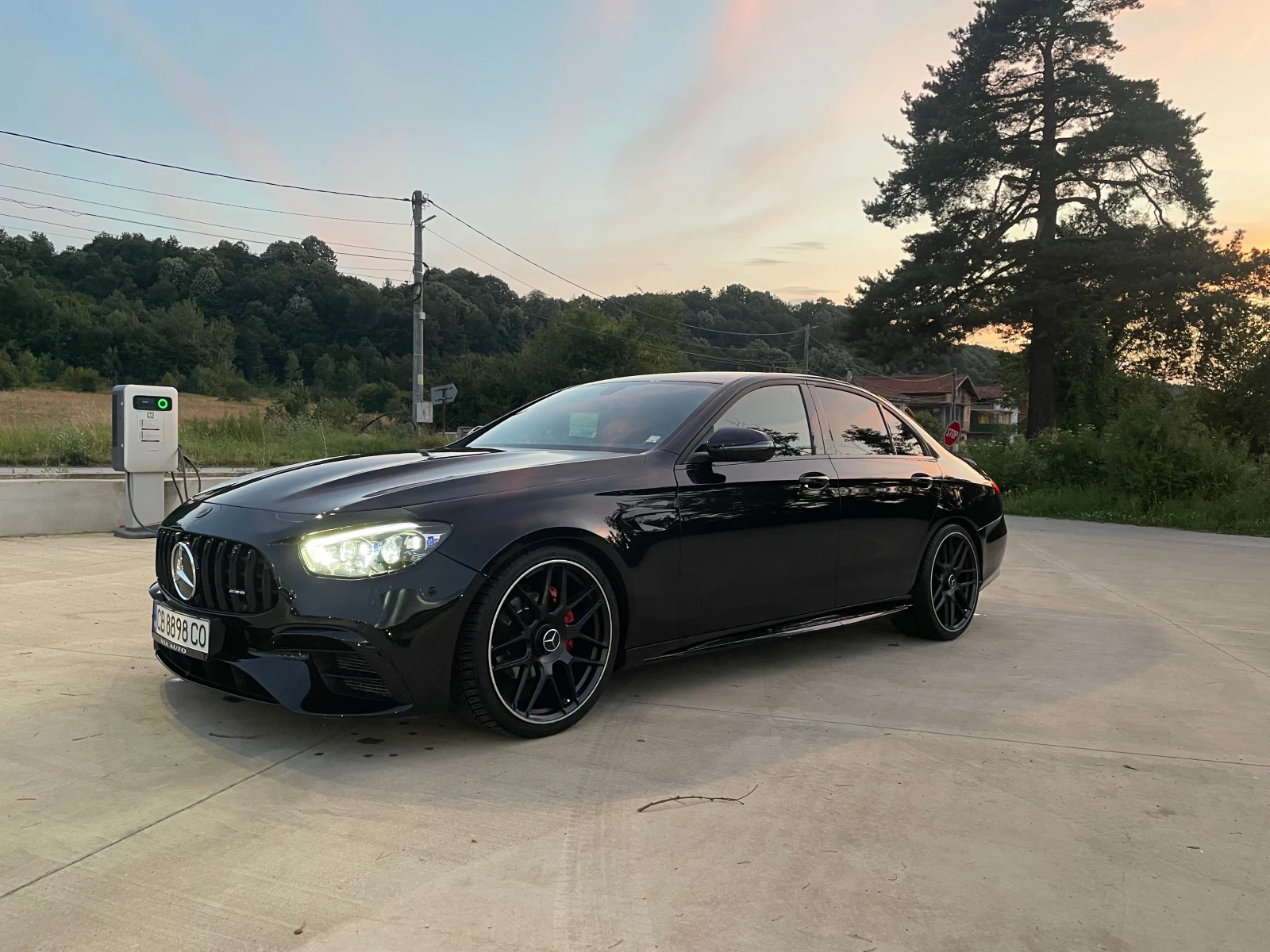 Mercedes-Benz E 220 Face 63 AMG - Ambient - Carbon - Active sound, снимка 17 - Автомобили и джипове - 55888922