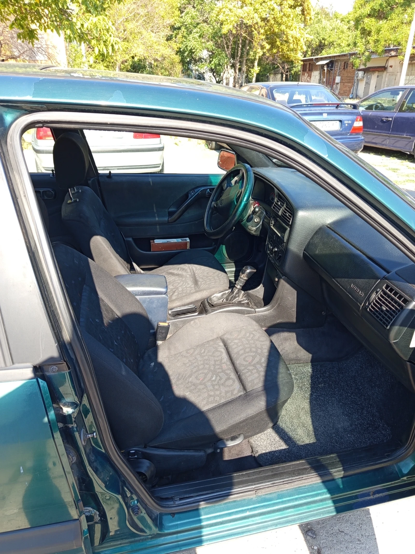 VW Passat, снимка 5 - Автомобили и джипове - 55974112