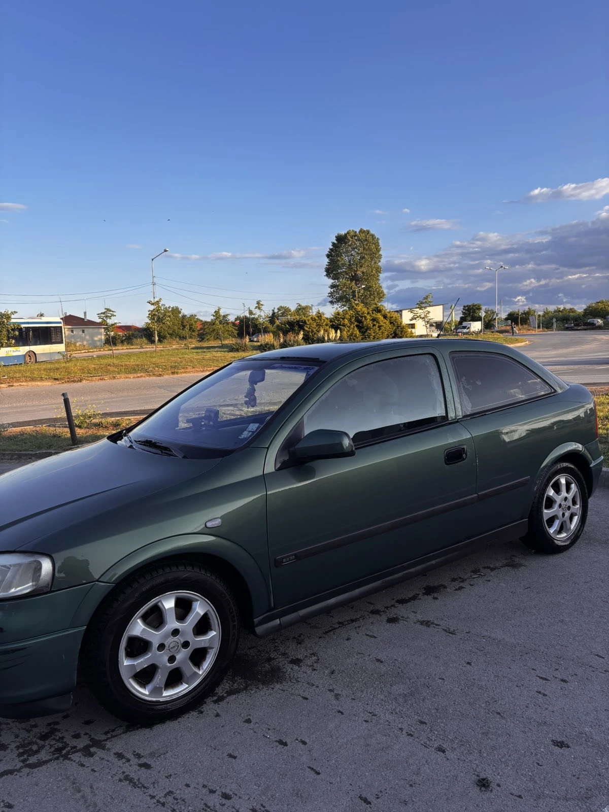 Opel Astra 1.6, снимка 2 - Автомобили и джипове - 56086715