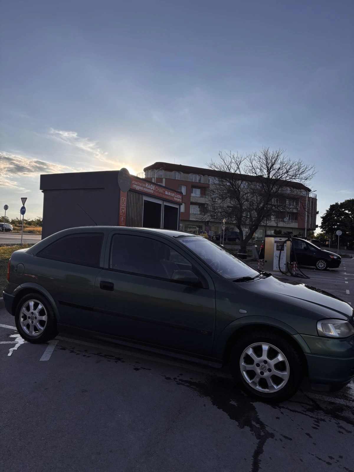 Opel Astra 1.6, снимка 5 - Автомобили и джипове - 56086715