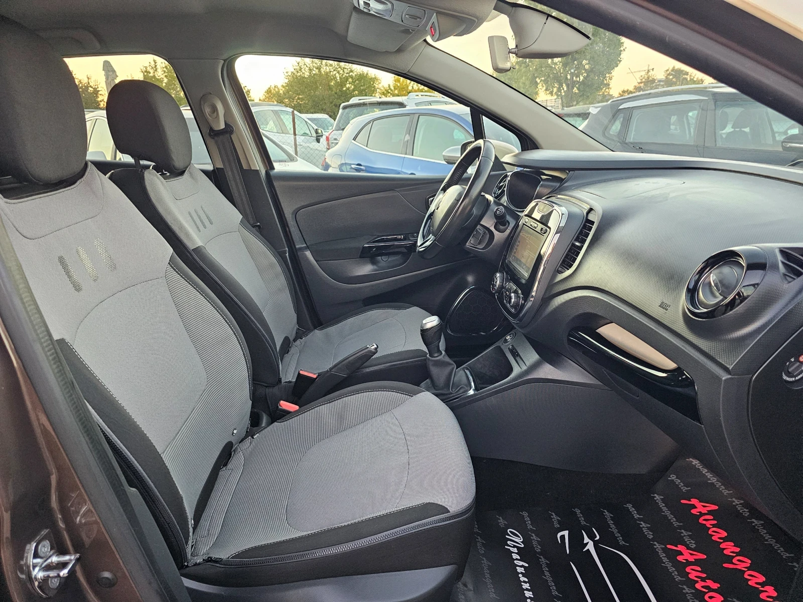 Renault Captur 1.5dCi, 90�.�. | Mobile.bg � ����������� 9