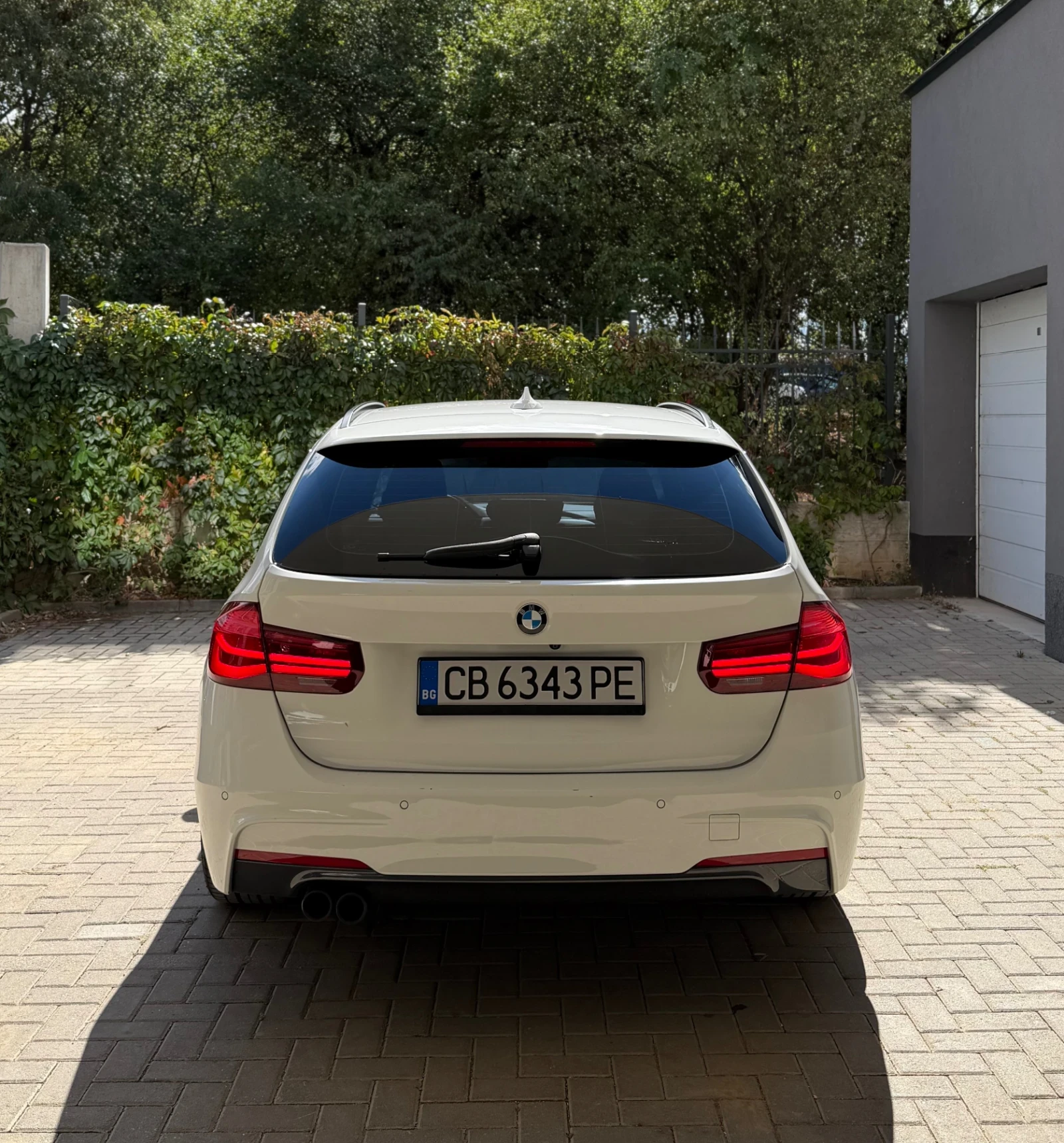 BMW 320 xDrive, снимка 5 - Автомобили и джипове - 56457765