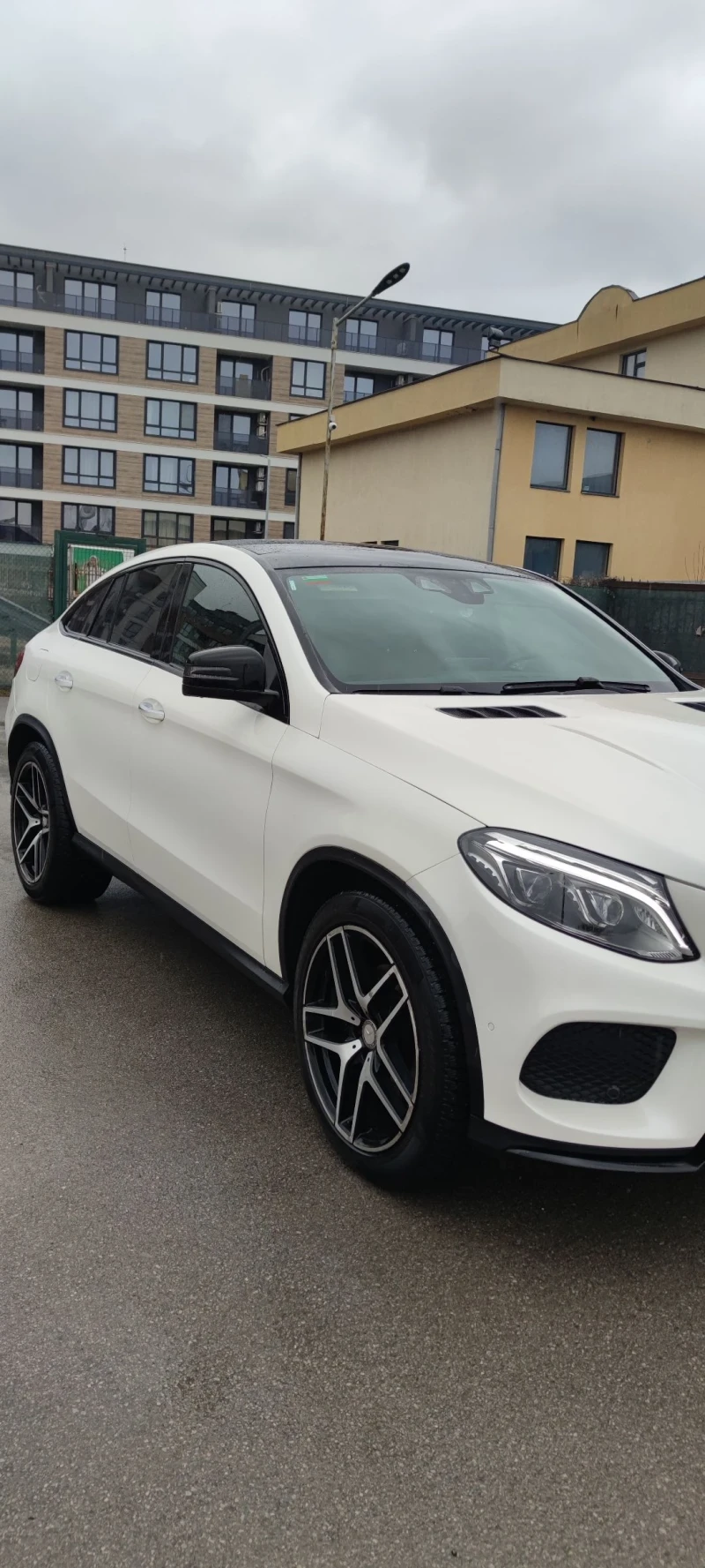 Mercedes-Benz GLE 350 Coupe, снимка 3 - Автомобили и джипове - 48018408