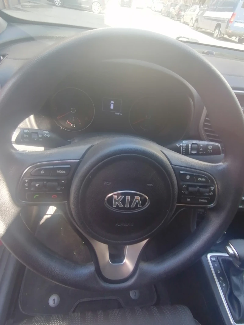 Kia Sportage 2.4, снимка 2 - Автомобили и джипове - 49245004