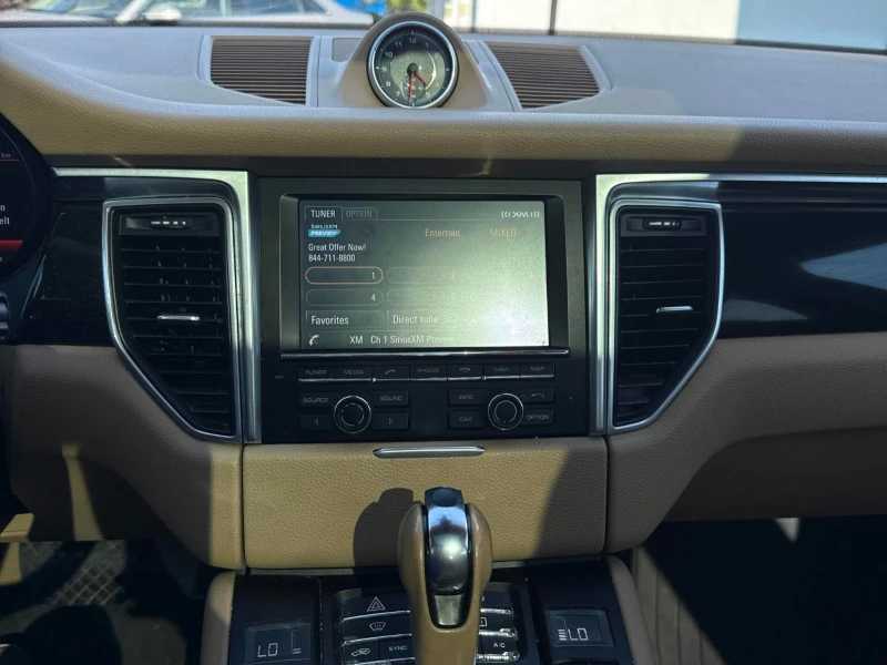 Porsche Macan S CARFAX АВТО КРЕДИТ , снимка 8 - Автомобили и джипове - 52613612