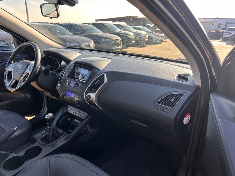 Hyundai IX35 2.0CRDI KOJA EURO 5, снимка 11 - Автомобили и джипове - 52850923