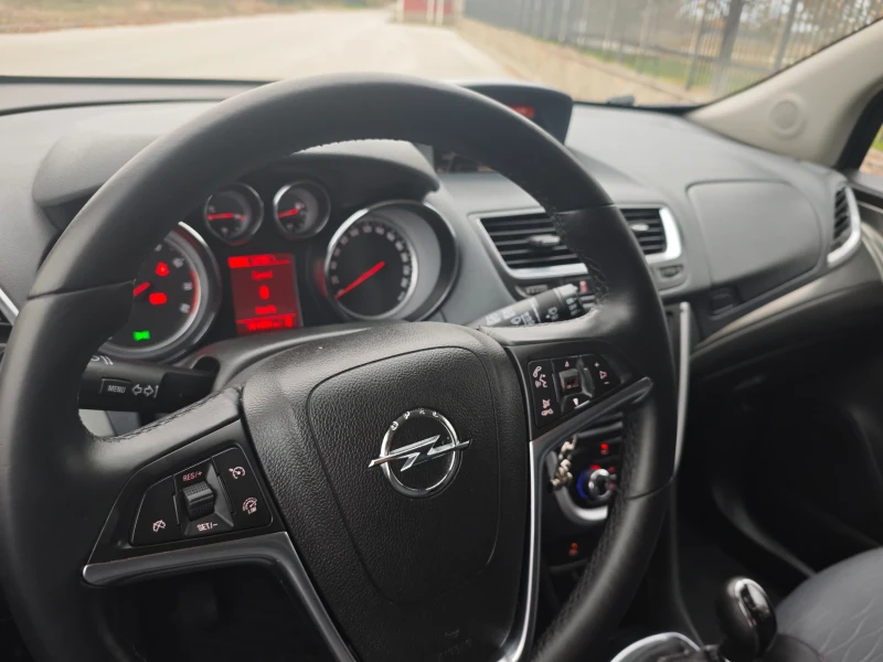 Opel Mokka 1.4T* ФАБРИЧНА ГАЗ* ФУЛ ЕКСТРИ* ОБСЛУЖЕН , снимка 12 - Автомобили и джипове - 52875283