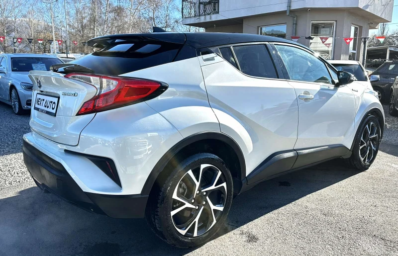 Toyota C-HR 1.8HYBRID 122HP DISTRONIC LANE ASSIST NAVI, снимка 5 - Автомобили и джипове - 52927818