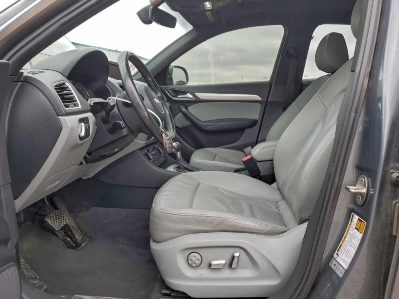 Audi Q3, снимка 7 - Автомобили и джипове - 53445988