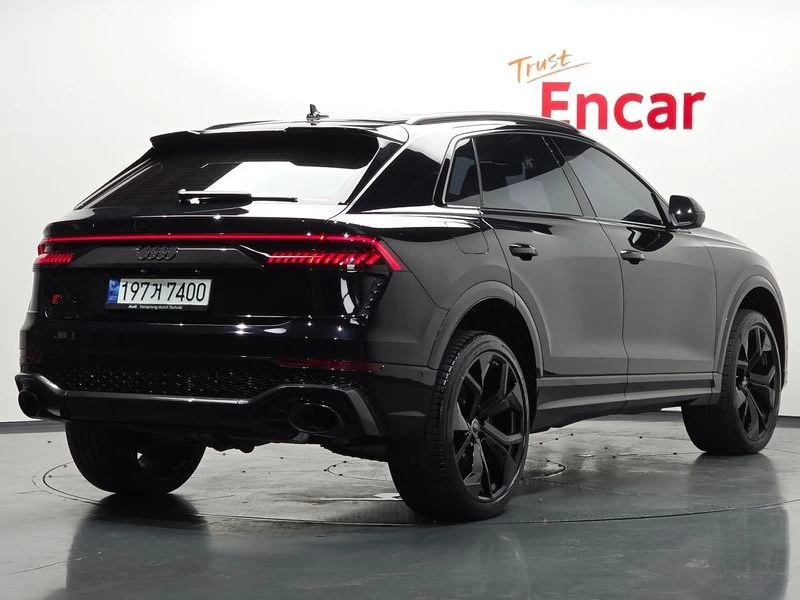 Audi RSQ8 4.0 TFSI Quattro| 600к.с.| ВКЛ.ТЕХНОТЕСТ, снимка 2 - Автомобили и джипове - 55402820