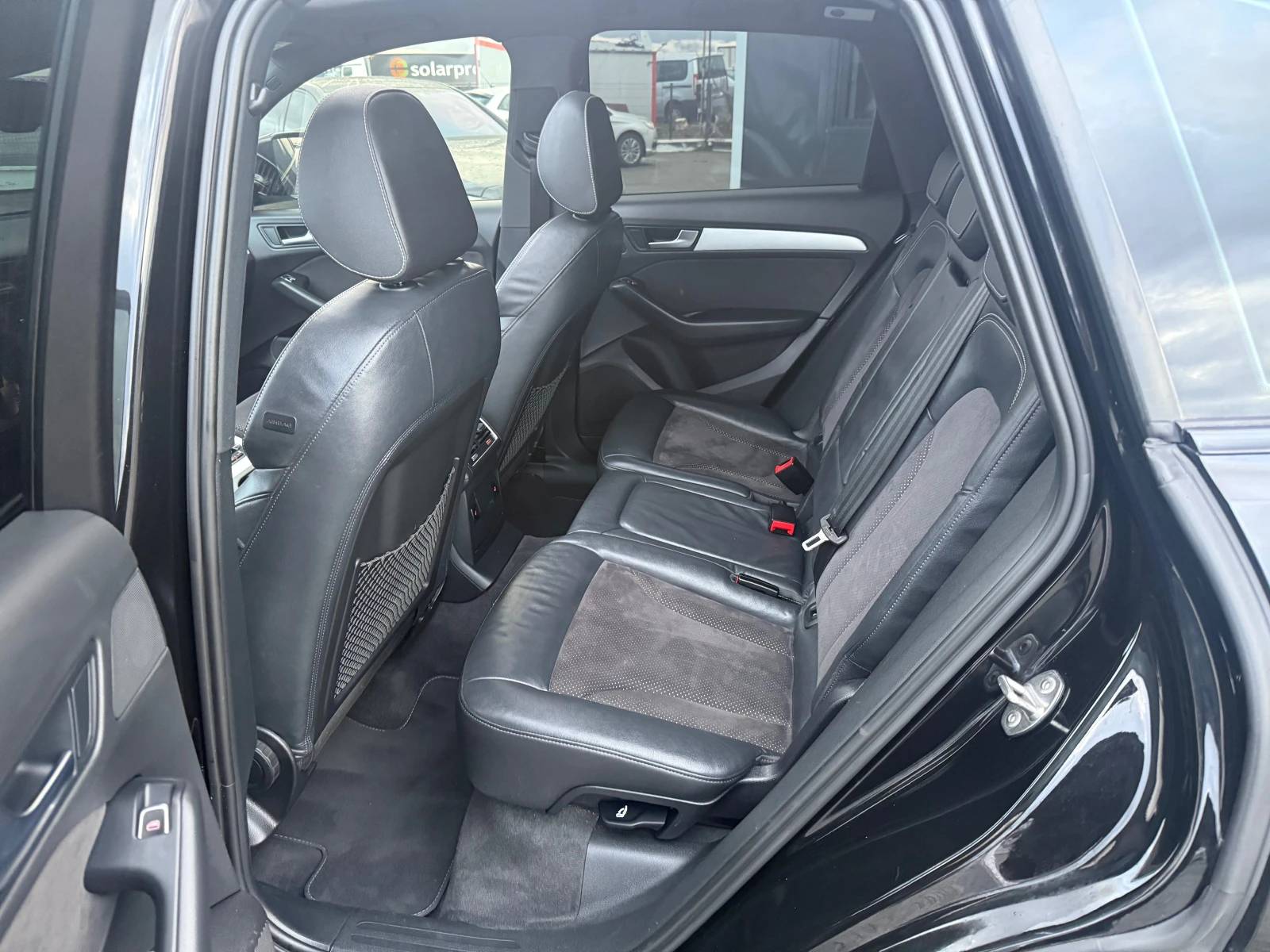 Audi Q5 3.0TDI 258 ks Собствен лизинг !!! - изображение 10