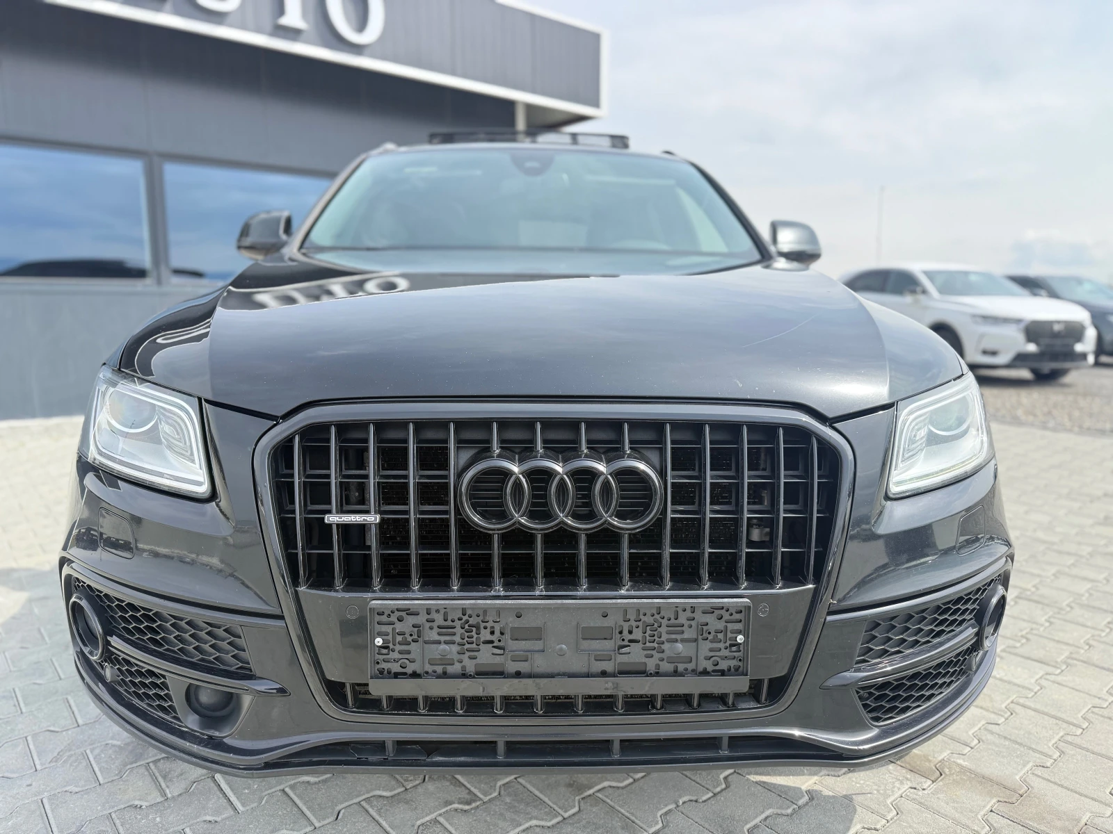 Audi Q5 3.0TDI 258 ks Собствен лизинг !!!, снимка 2 - Автомобили и джипове - 53392130