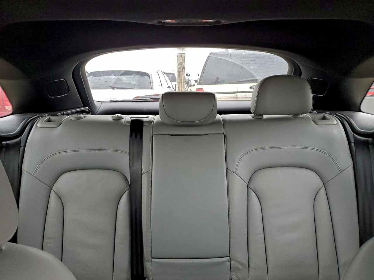 Audi Q3 | Mobile.bg � ����������� 10