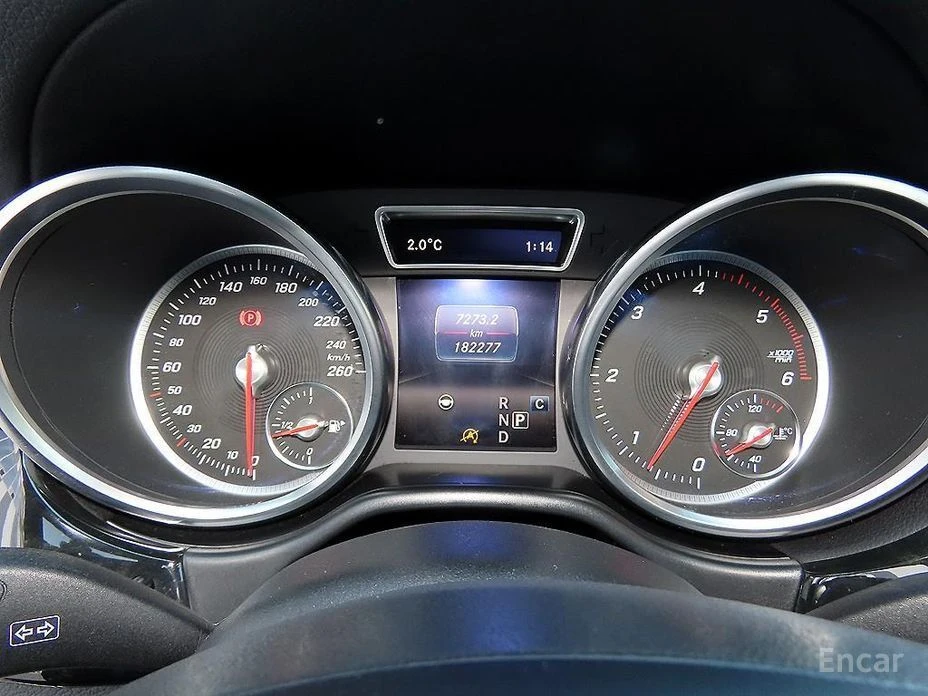 Mercedes-Benz GLS 350, снимка 8 - Автомобили и джипове - 53863148