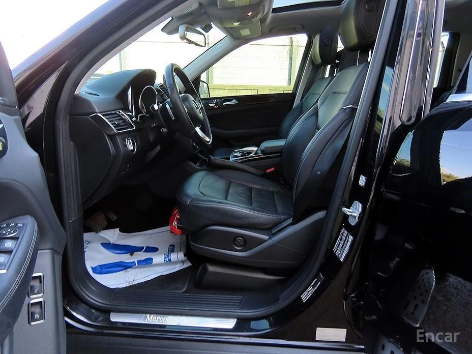Mercedes-Benz GLS 350, снимка 10 - Автомобили и джипове - 53863148