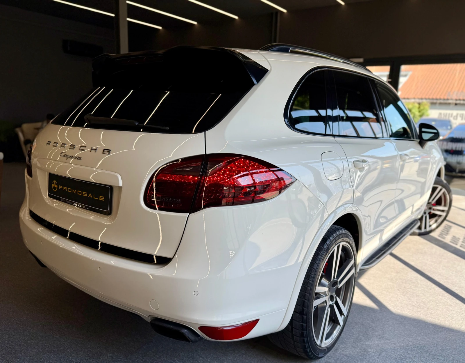 Porsche Cayenne GTS Pack* Обдух* Подгрев* ГОТОВ ЛИЗИНГ, снимка 6 - Автомобили и джипове - 53972246