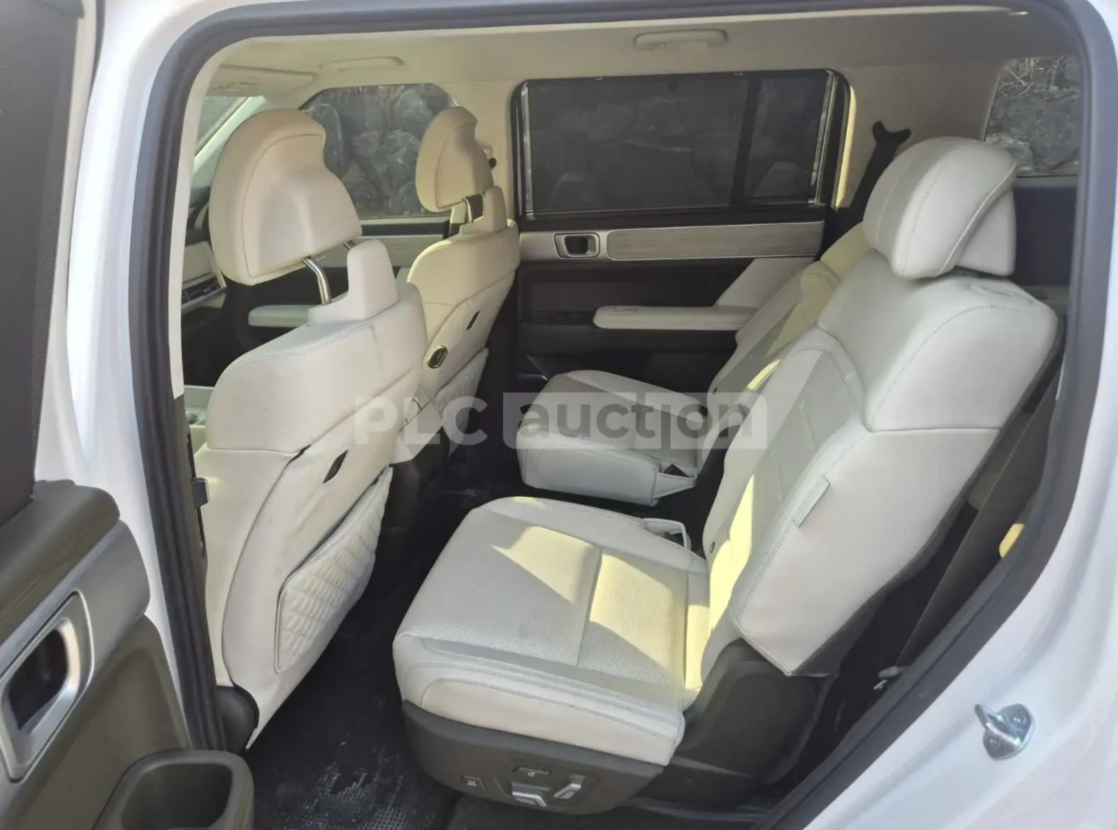 Hyundai Santa fe ULTIMATE CALIGRAPHY/ОБДУХВАНЕ/360/FULL/, снимка 17 - Автомобили и джипове - 54068340