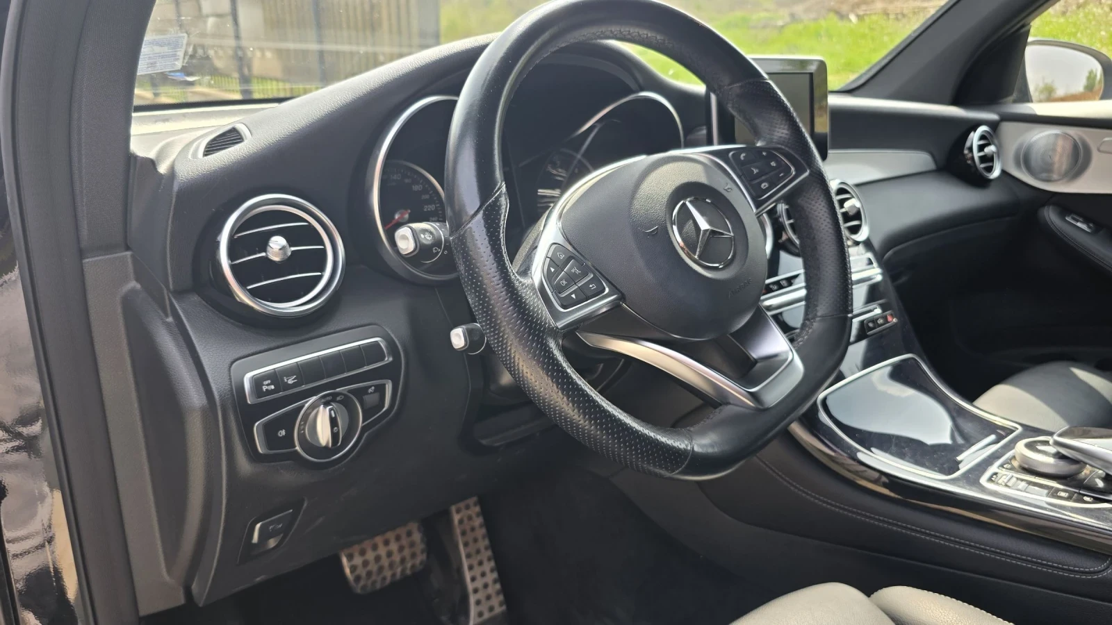 Mercedes-Benz GLC 250 4 Matic, AMG Line, head-up display, снимка 13 - Автомобили и джипове - 54180474