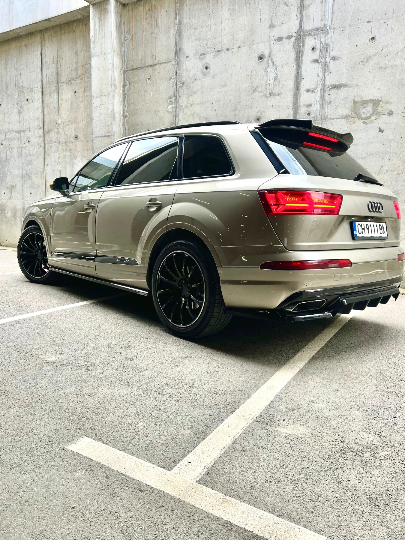 Audi Q7, снимка 5 - Автомобили и джипове - 54269316