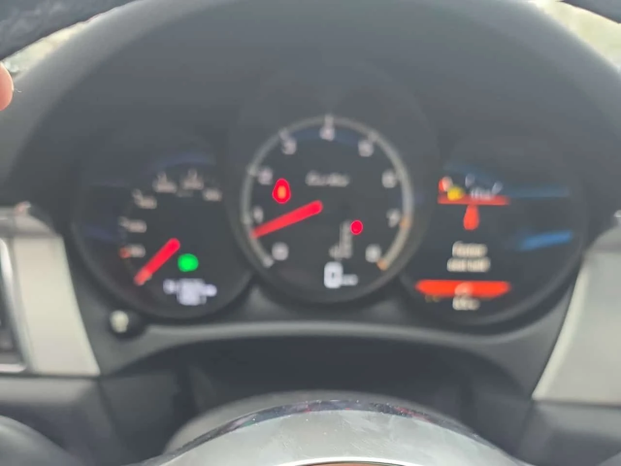 Porsche Macan * Turbo * ОБУДХВАНЕ* BOSE* PANORAMA* , снимка 8 - Автомобили и джипове - 54454857