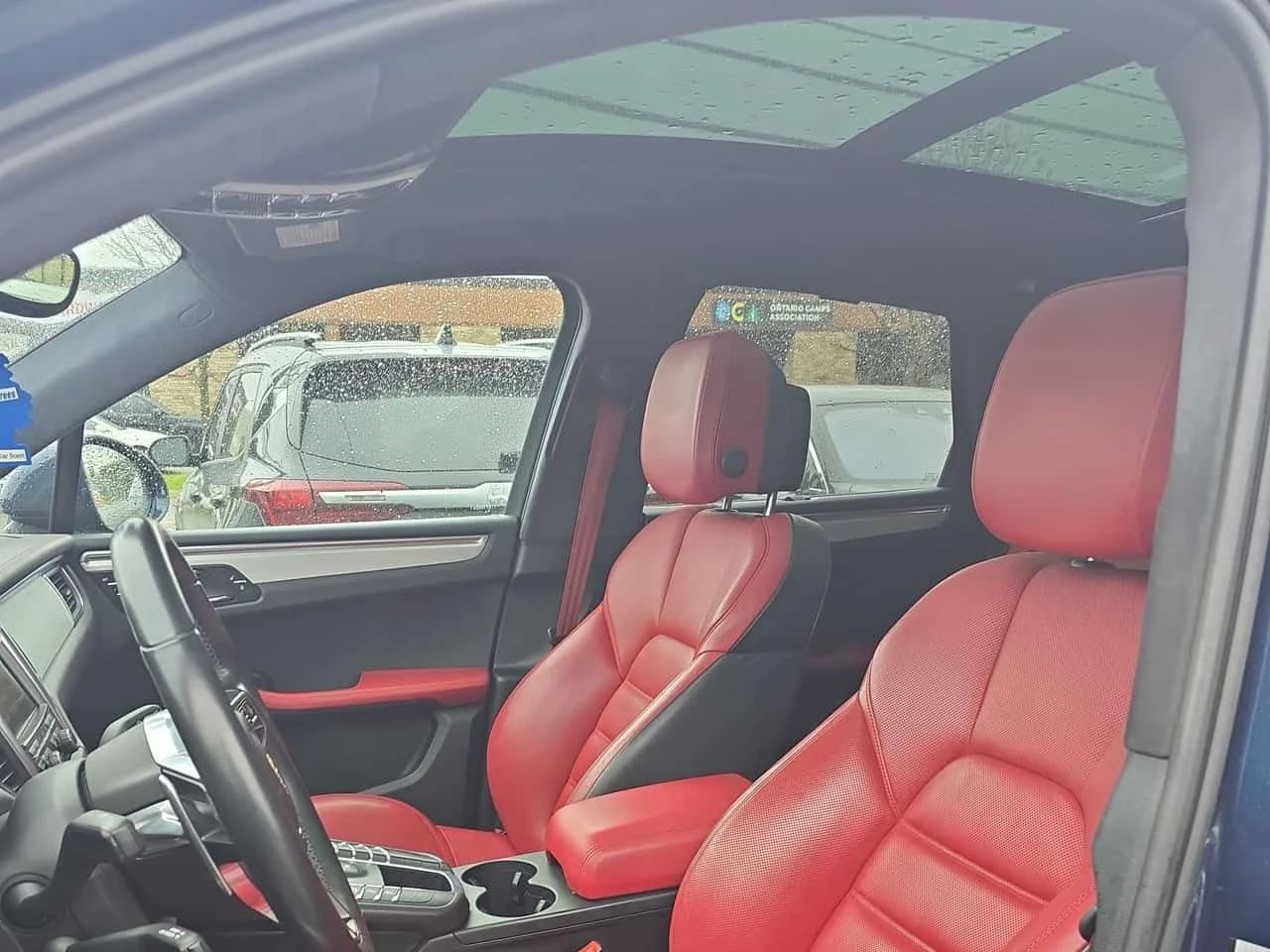 Porsche Macan * Turbo * ОБУДХВАНЕ* BOSE* PANORAMA* , снимка 10 - Автомобили и джипове - 54454857
