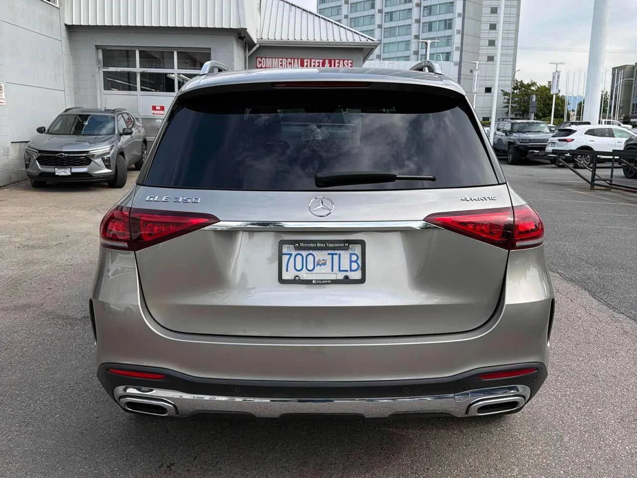 Mercedes-Benz GLE 350 /DISTRONIC/360/BURMESTER/CARFAX/АВТОКРЕДИТ, снимка 4 - Автомобили и джипове - 55612679