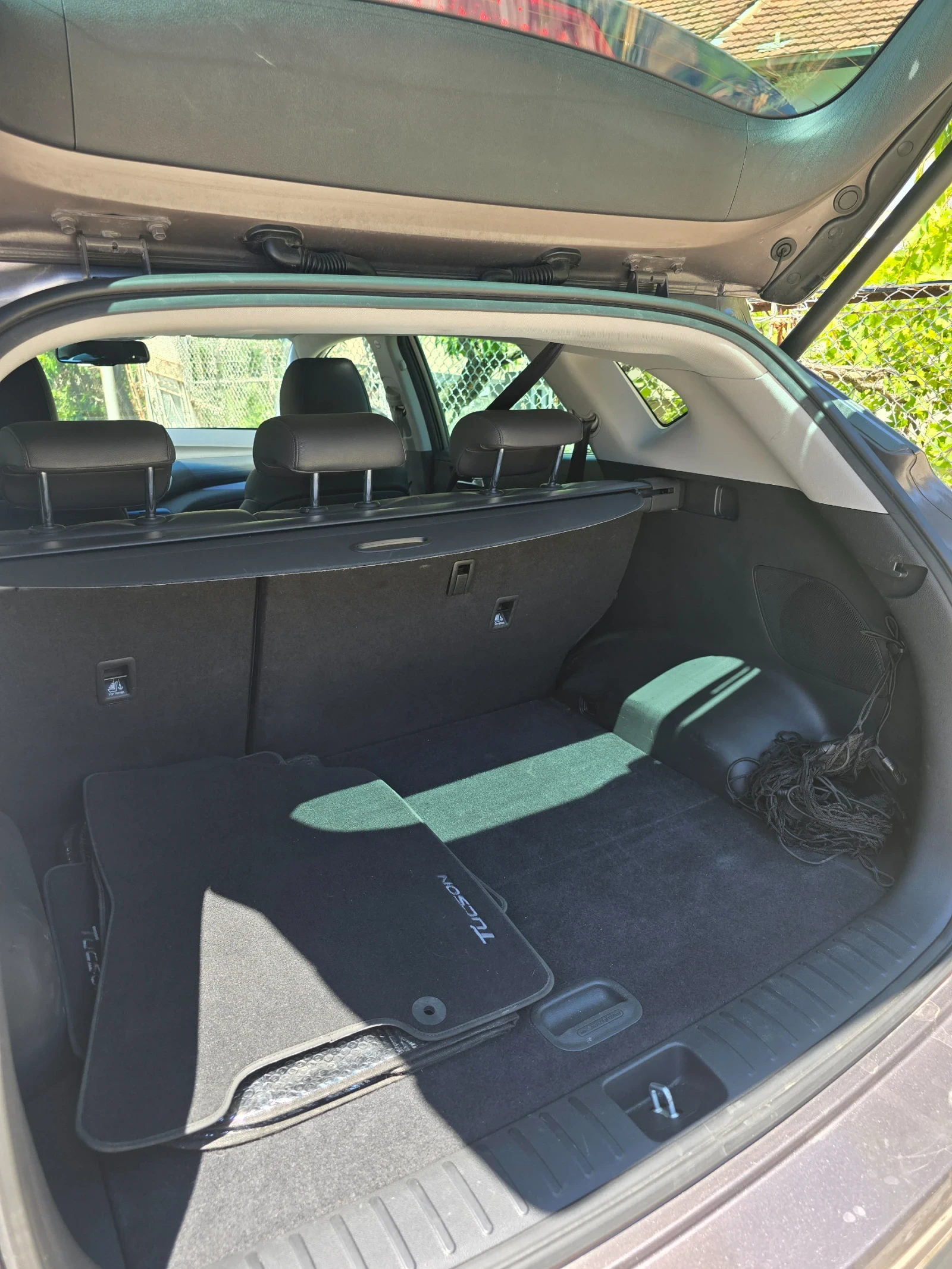 Hyundai Tucson, снимка 8 - Автомобили и джипове - 56745966