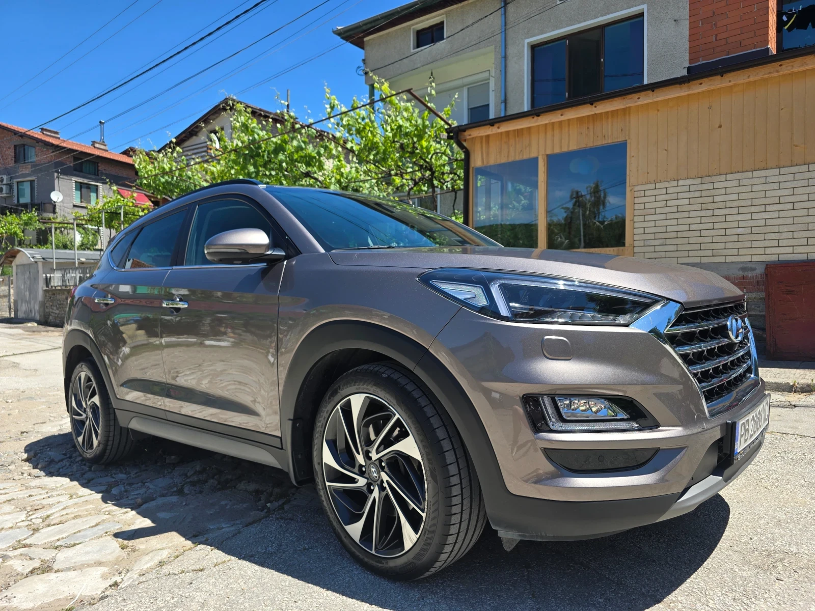 Hyundai Tucson, снимка 3 - Автомобили и джипове - 56745966