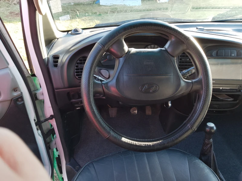 Hyundai H1, снимка 13 - Бусове и автобуси - 48928173