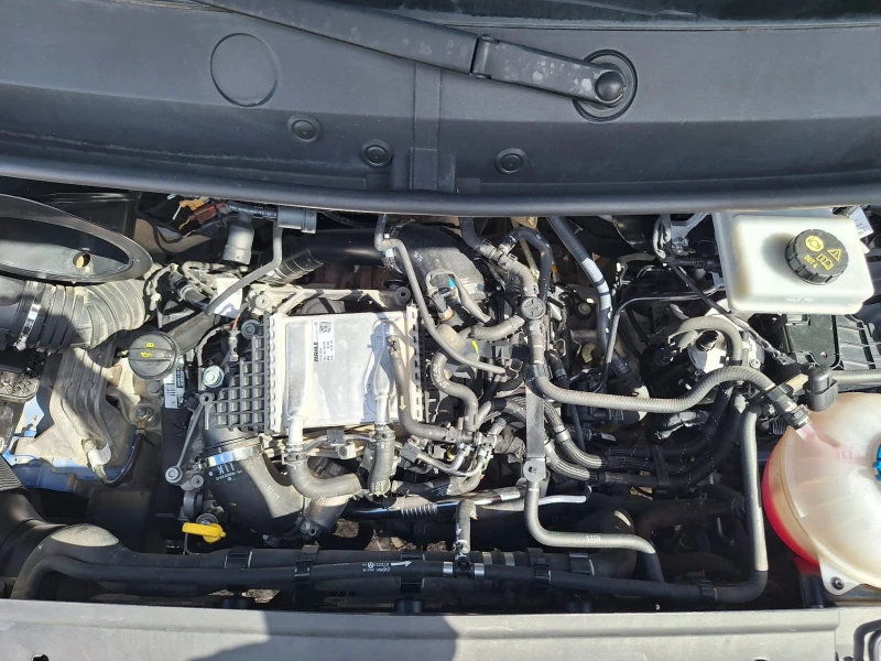 VW Crafter 2.0TDI CAMERA 142000KM, снимка 13 - Бусове и автобуси - 51717925