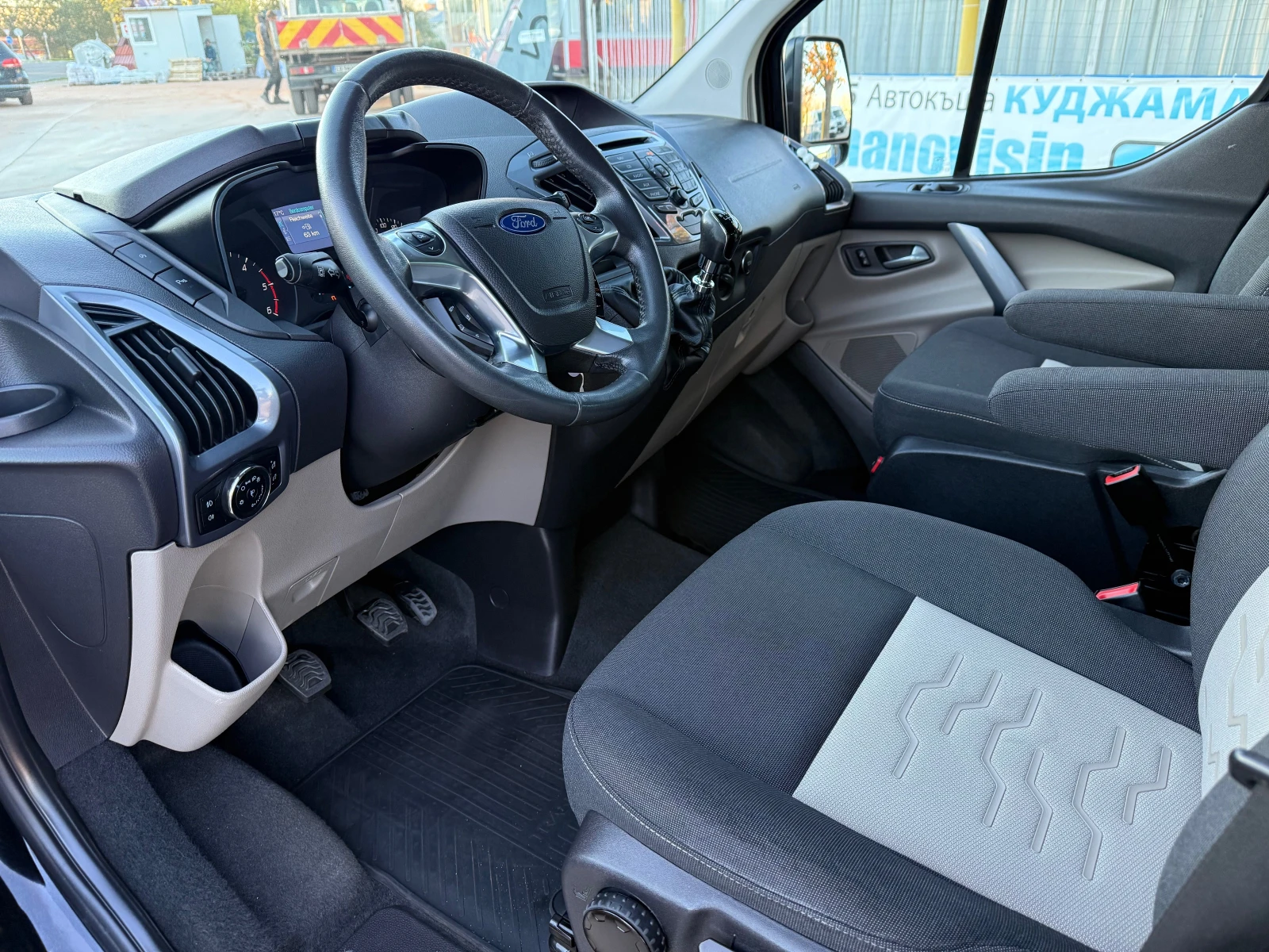Ford Transit Custom  TOURNEO L2  2.2 TDCI 8 МЕСТА - изображение 10