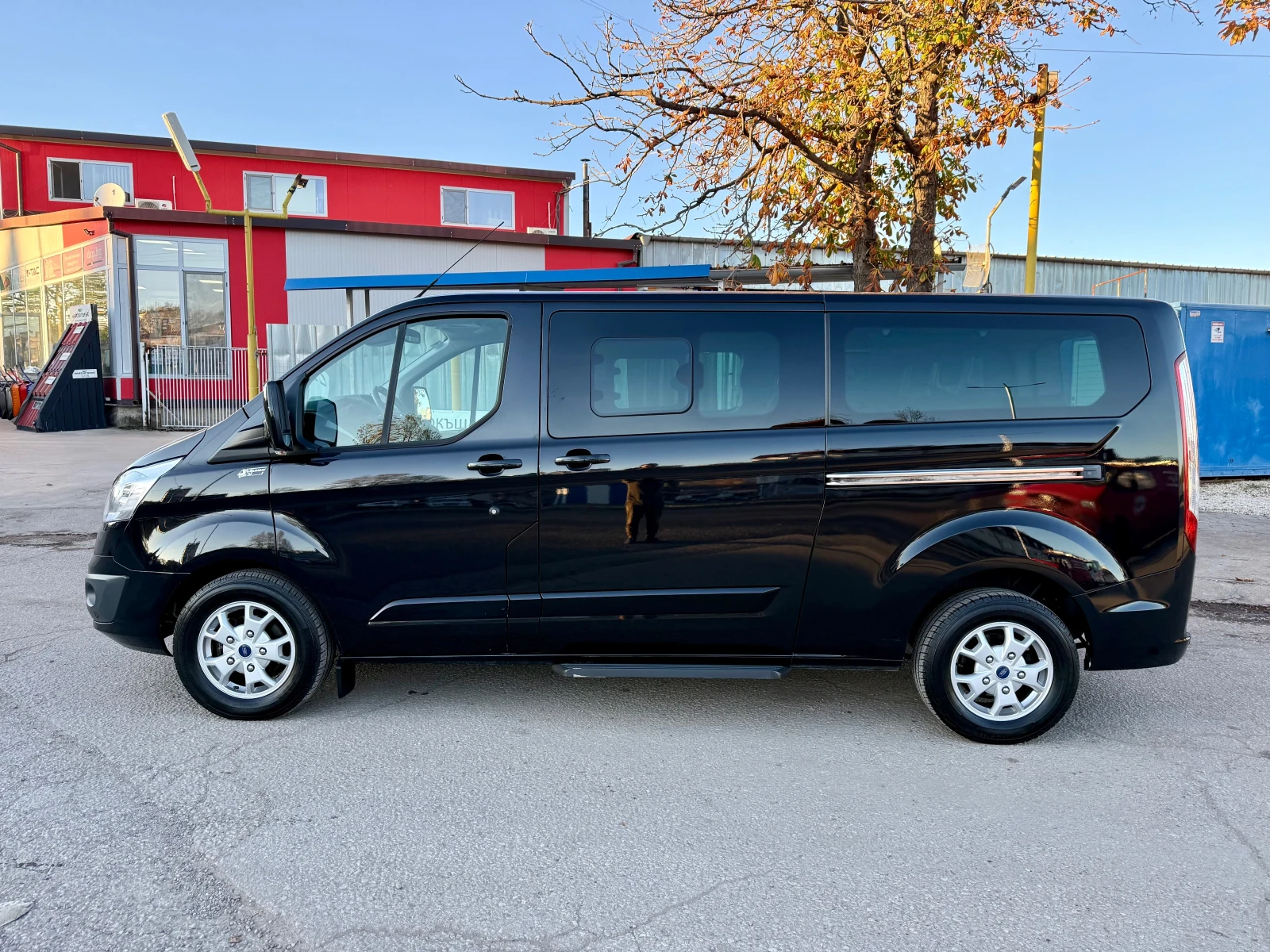 Ford Transit Custom  TOURNEO L2  2.2 TDCI 8 МЕСТА - изображение 2