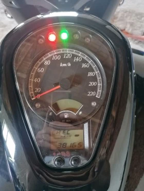 Suzuki Intruder 1500, снимка 2