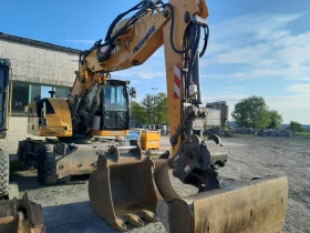      Liebherr A 918 COMPACT + 3   