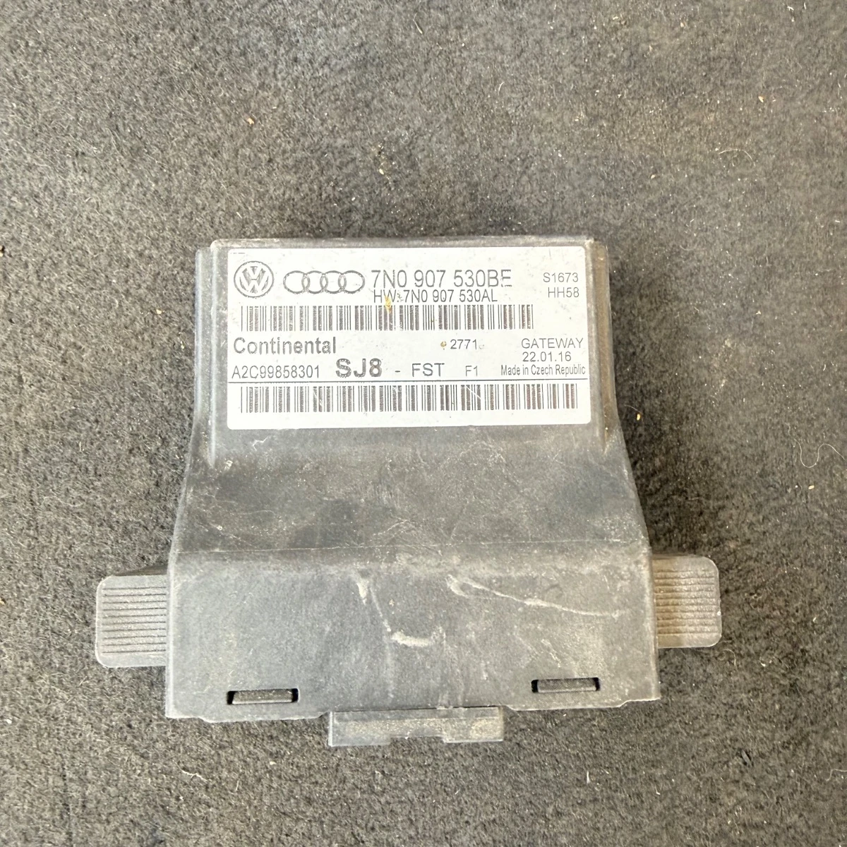 Gateway модул за Volkswagen 7N0907530BE-1375