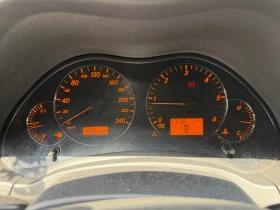 Toyota Avensis 2.0 126 коня, снимка 9