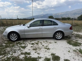 Mercedes-Benz E 220, снимка 3
