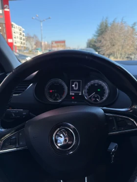 Skoda Octavia Scaut 4x4 is 2.0 TDI distronic, снимка 6