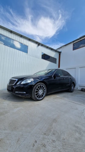 Обява за продажба на Mercedes-Benz E 200 ~11 лв. - изображение 1