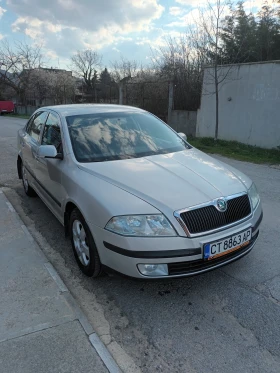 Skoda Octavia - 3000 € / 5867.49 лв. - 27047432 2